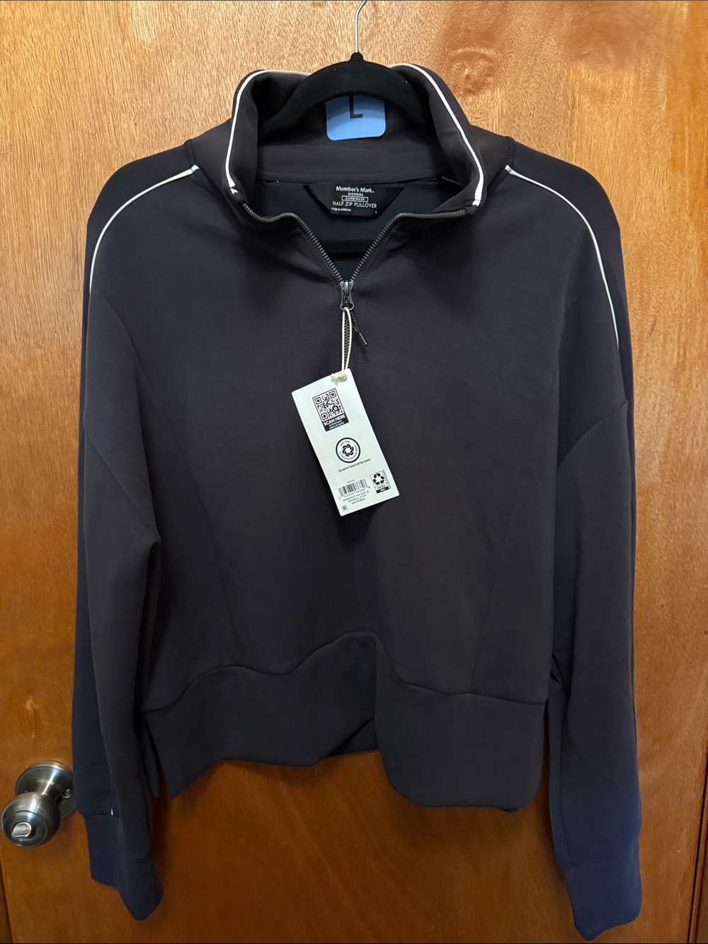Members Mark Women’s Black Quarter-Zip Pullover with White Piping NWT